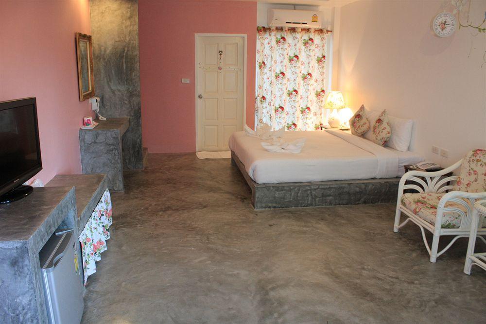 Chic Boutique Hotel Phuket Extérieur photo