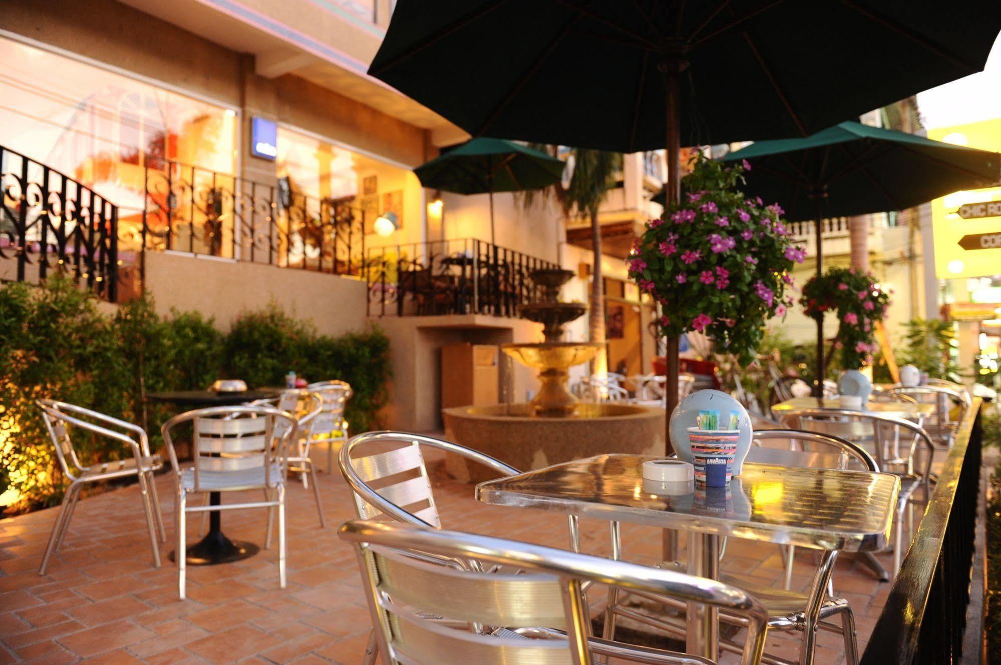Chic Boutique Hotel Phuket Extérieur photo