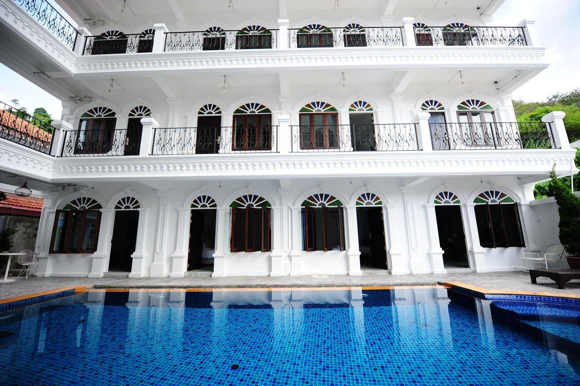 Chic Boutique Hotel Phuket Extérieur photo